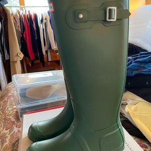 HUNTER TALL BOOTS